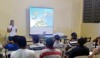 Taller presenta soluciones para productores de leche