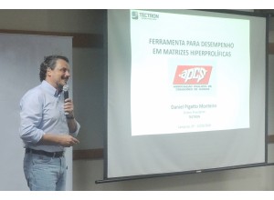 Presidente da TECTRON palestra sobre matrizes hiperprolíficas